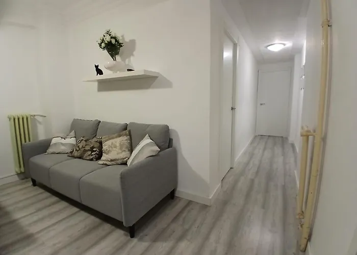 Piso Recien Reformado 아파트 사라고사